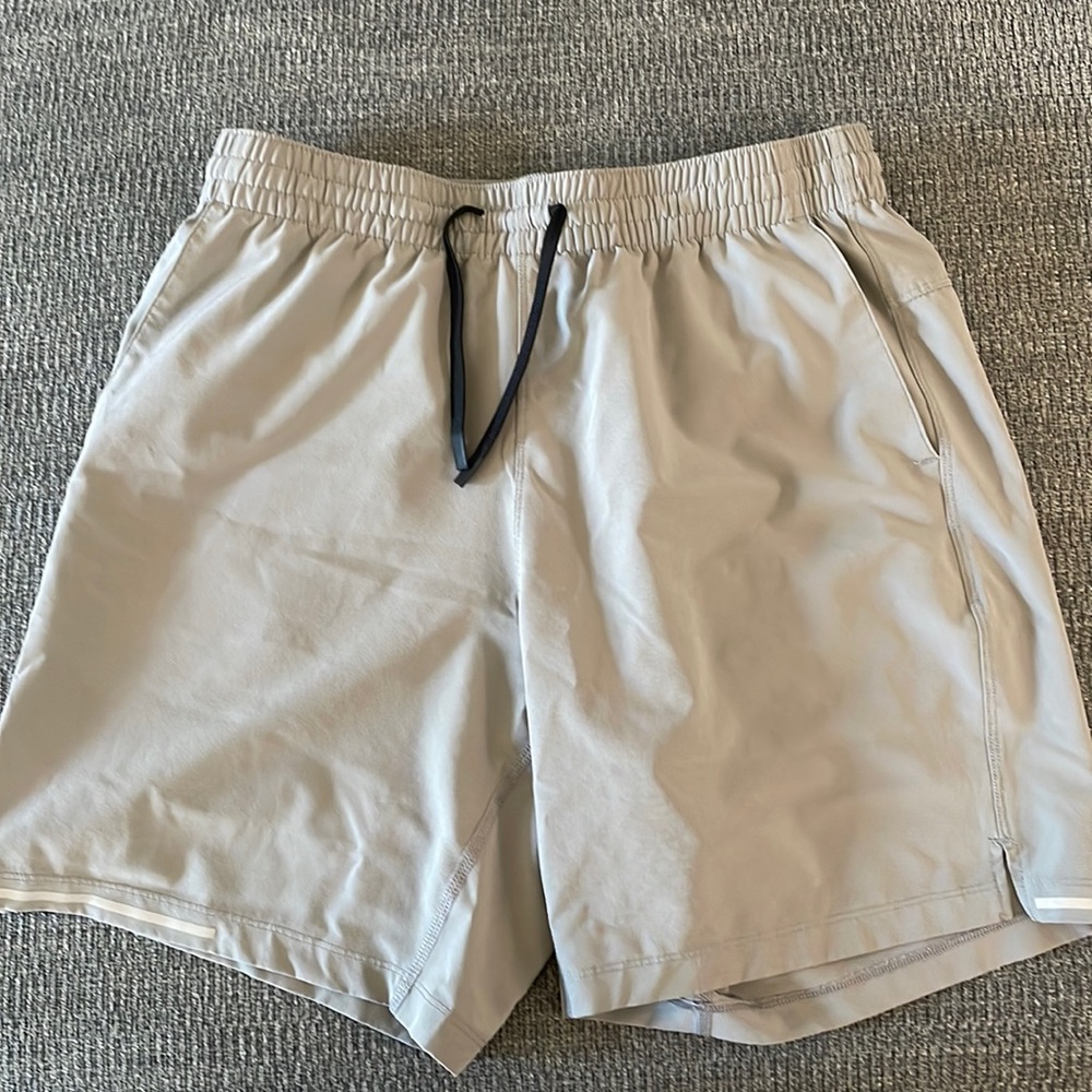 Bear bottom shorts medium